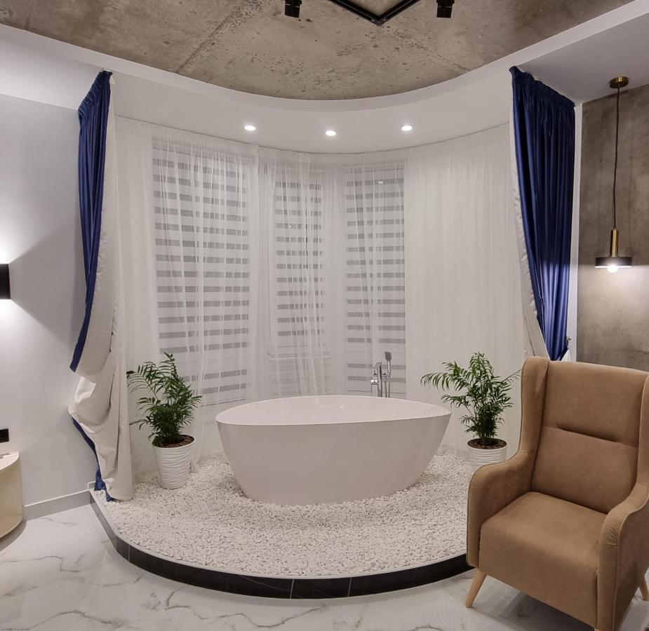 Неймовірний Пентхаус "Сьоме Небо" Úzhgorod Exterior foto
